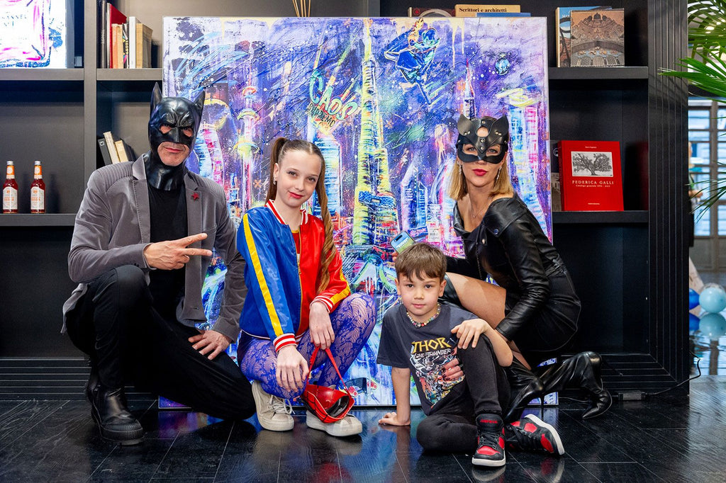 Light Box Dubai Experience  Art Design -2023 150 X 150 X 10Cm, Multiplo Darte